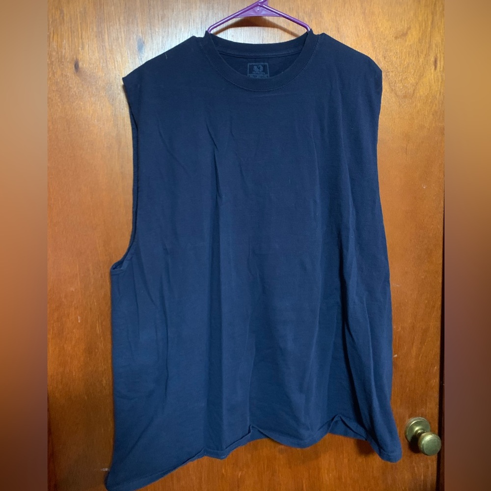 Men’s 2X blue sleeveless shirt